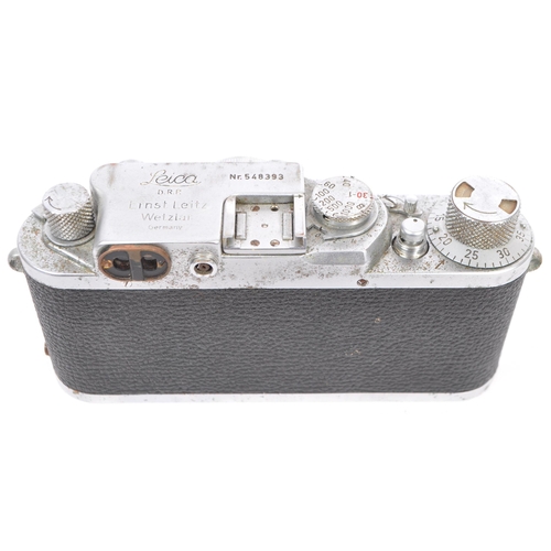 451 - A mid 20th century circa. 1951 Leica IIIf BD black dial 35mm rangefinder camera (serial number 54839... 