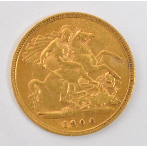 542 - A 1900 Queen Victoria 22CT gold half sovereign and issued by the Royal Mint. The obverse was designe... 