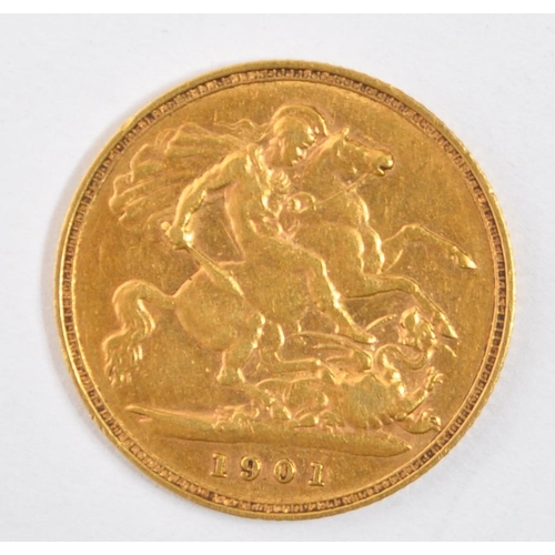 546 - A 1900 Queen Victoria 22CT gold half sovereign, struck in the last year of the Queen's reign, and is... 