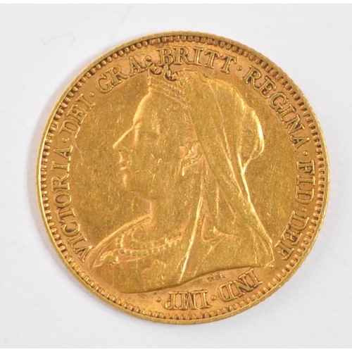 546 - A 1900 Queen Victoria 22CT gold half sovereign, struck in the last year of the Queen's reign, and is... 