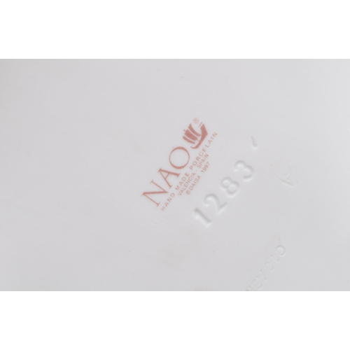 85 - Nao of Lladro - Collection of nine late 20th century Spanish porcelain china tableware figurines in ... 