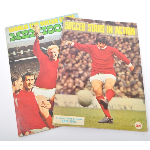 470 - Figurine Panini Sticker Football Interest - Two vintage 1969/70 & 1970 football picture albums title... 