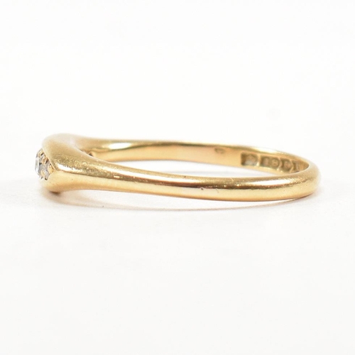 267 - A hallmarked 18ct gold and diamond five stone ring. The antique ring hallmarked Birmingham 1919. Wei... 