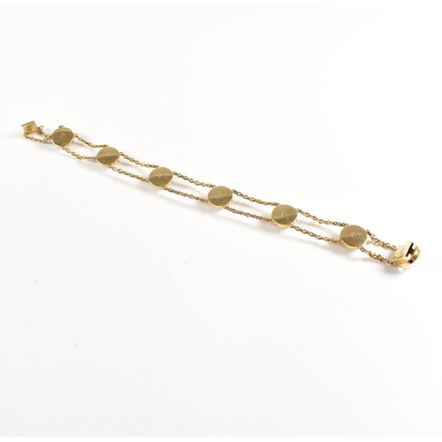 27 - An Edwardian 15ct gold Essex crystal nautical yacht pennant flag bracelet. The bracelet having round... 