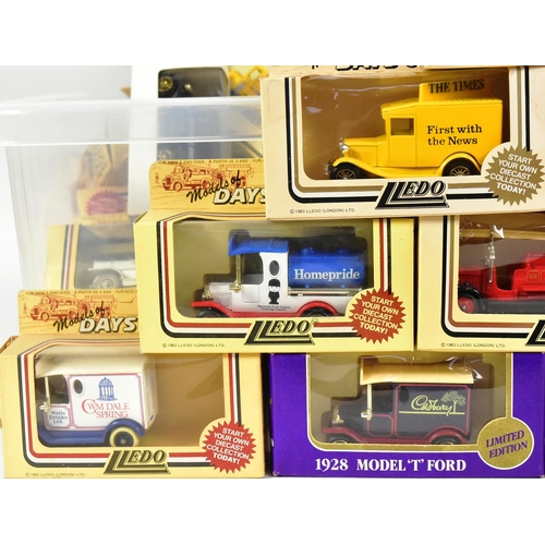 123 - Diecast - a large collection of vintage Lledo Days Gone diecast model cars and other vehicles to inc... 