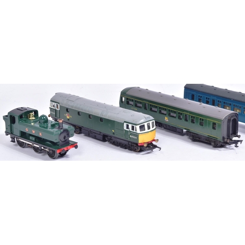 124 - Model Railway - a collection of x7 assorted OO gauge model railway trainset locomotives. Largely die... 