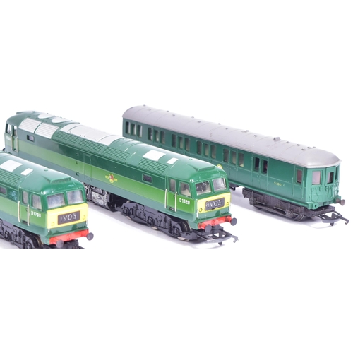 129 - Model Railway - a collection of x6 assorted OO gauge model railway diesel trainset locomotives to in... 