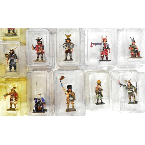 144 - Toy Soldiers - a collection of assorted Del Prado made lead toy soldiers. The highly detailed soldie... 