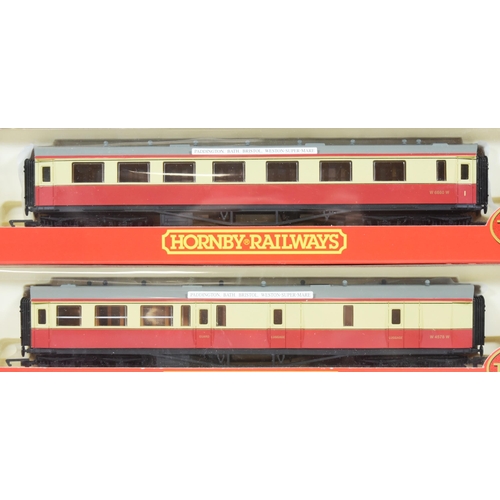 154 - Four vintage Hornby OO gauge model railway trainset coaches, comprising of x3 R4028 BR Centenary Com... 