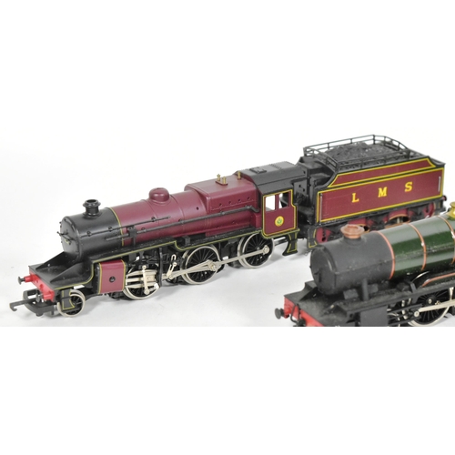 166 - Model Railway - a collection of x5 assorted OO gauge model railway trainset locomotive engines to in... 