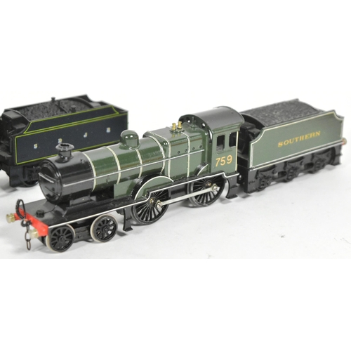 166 - Model Railway - a collection of x5 assorted OO gauge model railway trainset locomotive engines to in... 