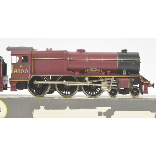 20 - Model Railway - an original Wrenn made OO gauge model railway trainset locomotive engine No. 2260 Cl... 