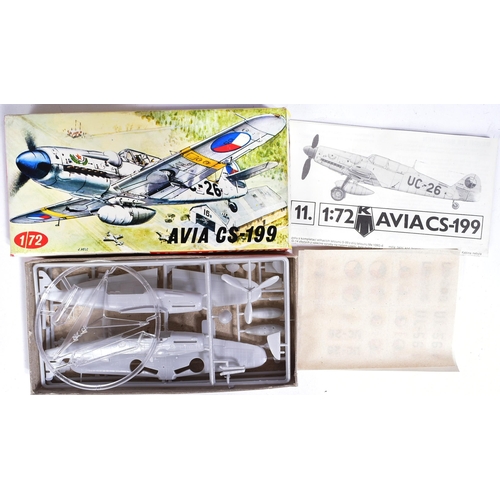 239 - Model Kits - a collection of assorted plastic model kits of aviation interest; Airfix 1/48 scale Sup... 