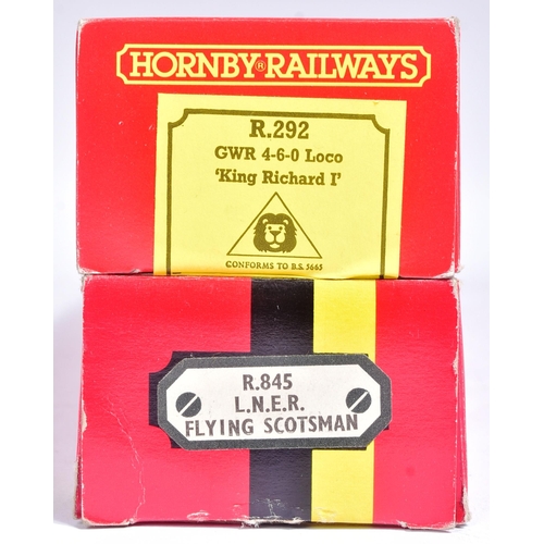 243 - Two vintage Hornby OO gauge model railway trainset locomotive engines, comprising of; R292 GWR 4-6-0... 