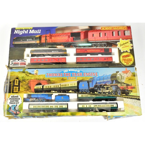 277 - Model Railway - x2 original Hornby OO gauge model railway trainsets comprising R137 Thomas The Tank ... 