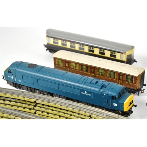 316 - Model Railway - a collection of vintage OO gauge model railway trainset locomotive engines, rolling ... 