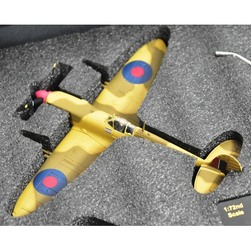 377 - Diecast - an original Gemini Aces 1/72 scale boxed diecast model of a Vickers Supermarine Spitfire M... 