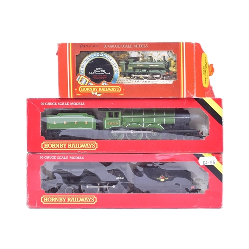 46 - Three vintage Hornby OO gauge model railway trainset locomotive engines, comprising of; R3028 Fowler... 