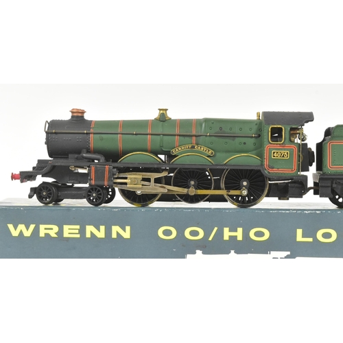 51 - Model Railway - an original Wrenn made OO gauge model railway trainset locomotive engine No. 2221 Ca... 