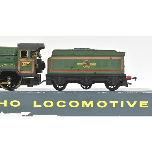 51 - Model Railway - an original Wrenn made OO gauge model railway trainset locomotive engine No. 2221 Ca... 