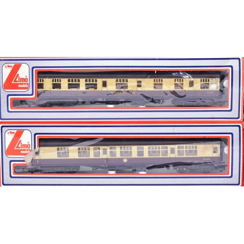 56 - Model Railway - a collection of x10 vintage Lima OO gauge railway trainset locomotive coaches, to in... 