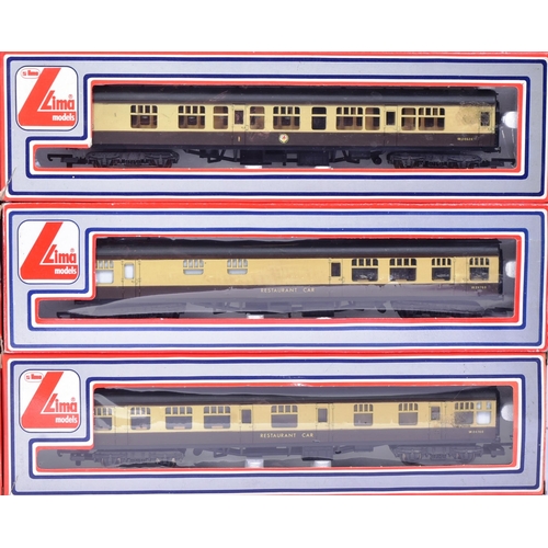 56 - Model Railway - a collection of x10 vintage Lima OO gauge railway trainset locomotive coaches, to in... 