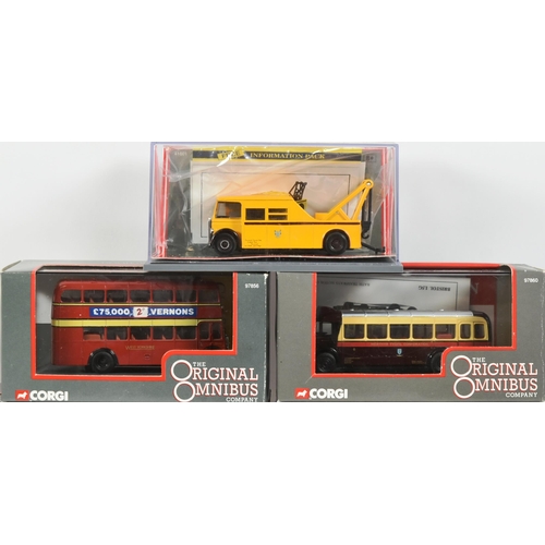 63 - Diecast - a collection of x15 Corgi Original Omnibus 1/76 scale boxed diecast model buses. Various c... 