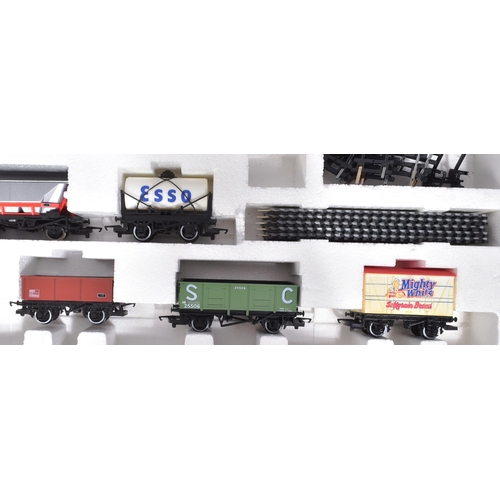 69 - Model Railway - a vintage Hornby OO gauge model railway trainset, No. R674 'Midnight Freight'. Inclu... 