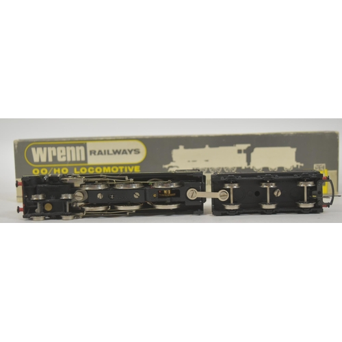 70 - Model Railway - an original Wrenn made OO gauge model railway trainset locomotive engine No. 2261 Cl... 