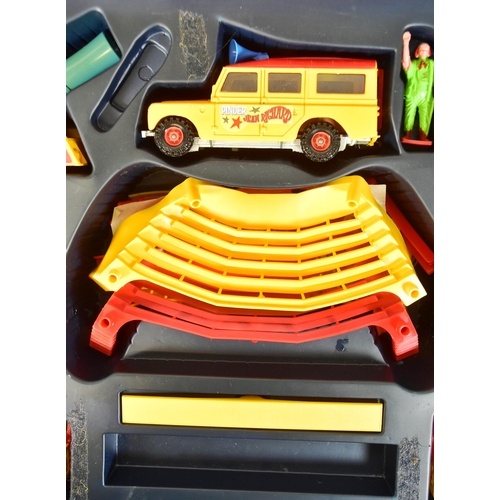 89 - Diecast - an original vintage Corgi Jean Richard Circus diecast playset. The set containing diecast ... 