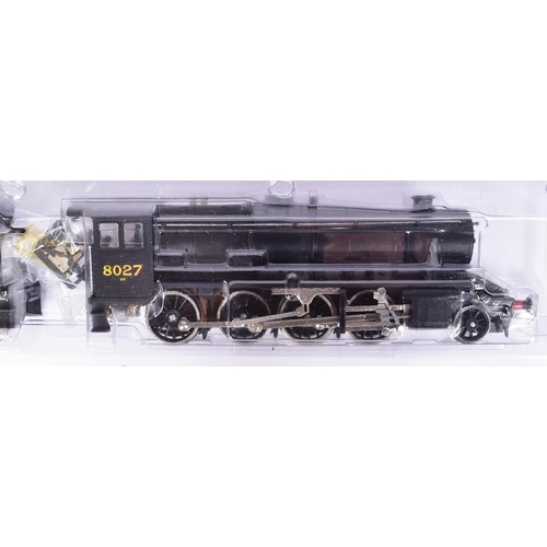 96 - Two vintage Hornby/Tri-ang OO gauge model railway locomotive engines, comprising of: R.258/R.34 Prin... 