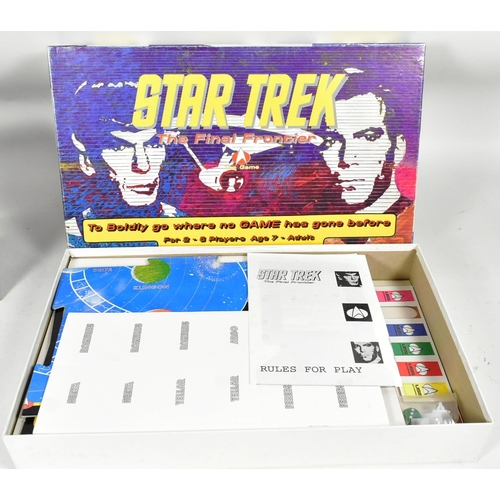 422 - Star Trek -  a collection of Star Trek and Sci-Fi memorabilia and merchandise, comprising of; 'Star ... 