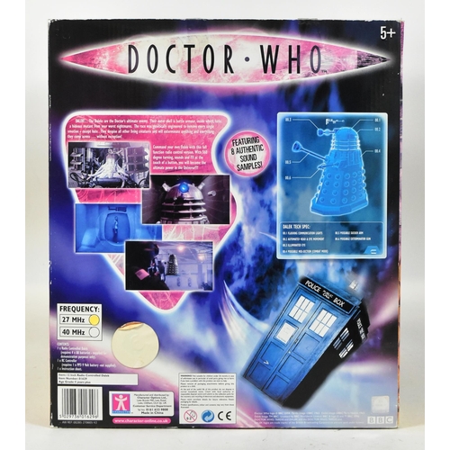 423 - Doctor Who - Character Options - a large scale Radio Controlled Dalek RC action figure. Gold, with l... 