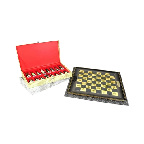 460 - Lord of the Rings - an original Eaglemoss made LOTR Lord of the Rings Chess set board along with x2 ... 