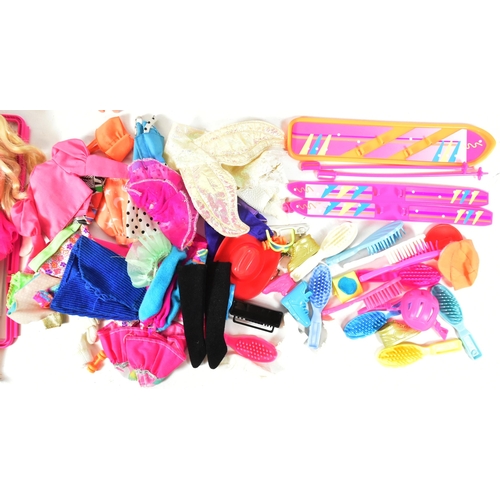 469 - Barbie - a collection of vintage 1990s Mattel Barbie dolls comprising; Bubble Fairy, Ballerina, Slum... 