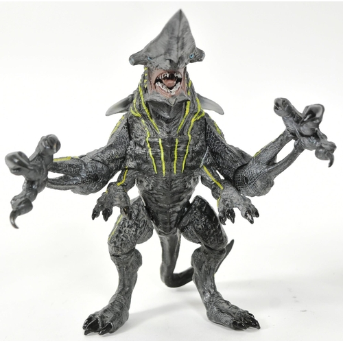 477 - Pacific Rim - NECA - x2 NECA made Pacific Rim action figures: Kaiju Knifehead and Kaiju Leatherback.... 