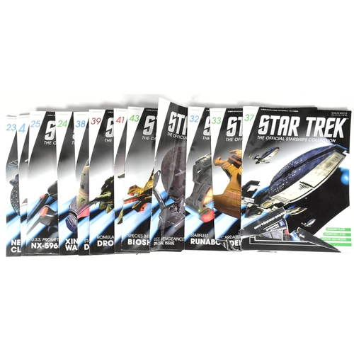 511 - Star Trek - a collection of x15 assorted Eaglemoss made diecast Star Trek spaceship models. Models i... 