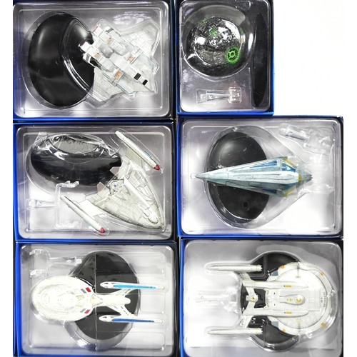 611 - Star Trek - a collection of x15 assorted Eaglemoss made diecast Star Trek spaceship models. Models i... 