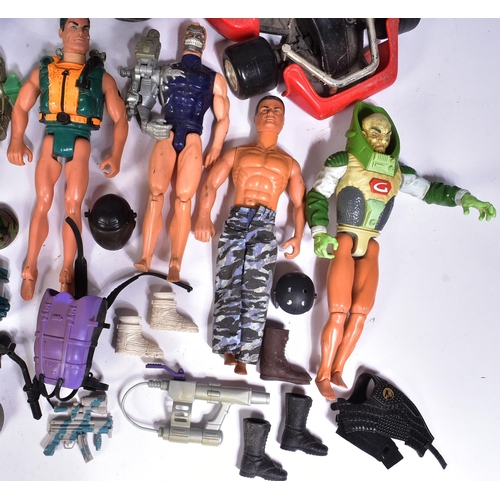 647 - Action Man - a collection of 1990s Hasbro Action Man figures and playset accessories along with Max ... 