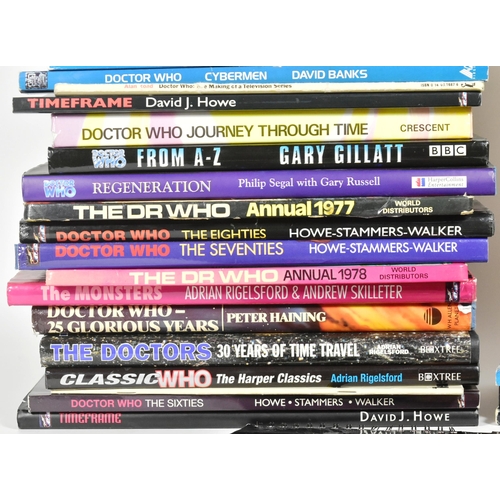 620 - A large collection of assorted Doctor Who books and annuals to include Doctor Who 30th Anniversary T... 