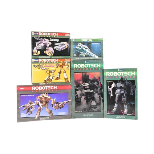 639 - Model Kits - x6 vintage Revell Robotech model kits, comprising of; no.1151 Robotech Defenders 'Zolte... 