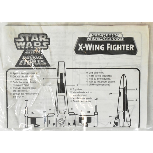 697 - Star Wars - a vintage 1990s Kenner POTF Power Of The Force Star Wars X-Wing Fighter playset with Luk... 