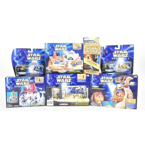 704 - Star Wars - Micro Machines / MicroMachines - a collection of assorted Galoob made Star Wars playsets... 