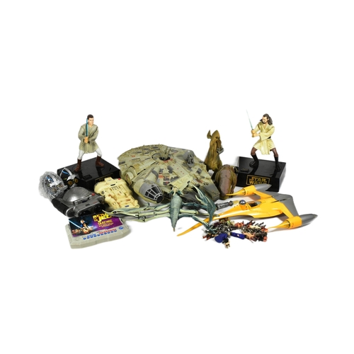 705 - Star Wars - Prequel Trilogy - a large collection of assorted Hasbro / Kenner made Star Wars original... 