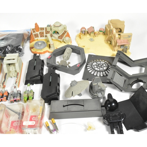 709 - Star Wars - Micro Machines / MicroMachines - a collection of assorted unboxed Galoob made Micro Mach... 