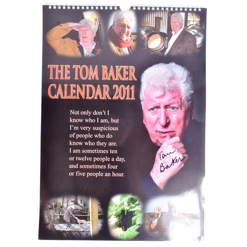 493 - Doctor Who - Tom Baker (Fourth Doctor) - collection of 'Tom Baker' related merchandise, each item si... 