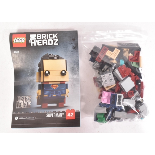 527 - Lego - an original Lego Brickheadz set No. 41610 Tactical Batman & Superman. The set rebagged, with ... 