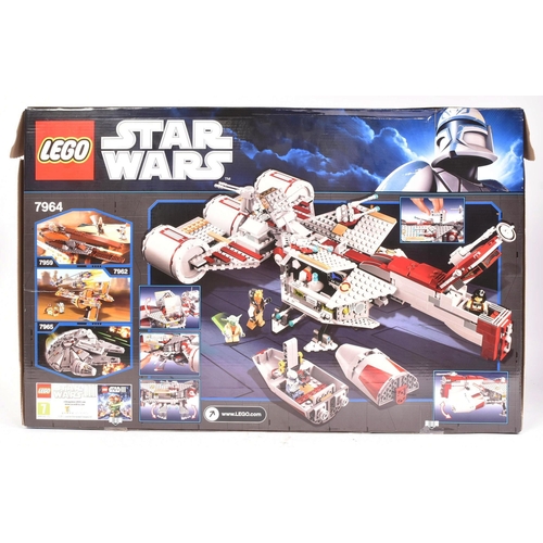 529 - Lego - an original Lego Star Wars set No. 7964 Republic Frigate. The set rebagged, with all minifigu... 