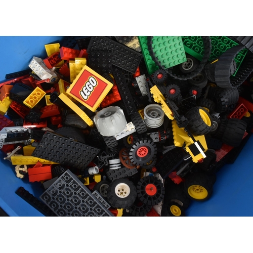 591 - Lego - a large collection of approximately x13 kilos of assorted loose Lego bricks and pieces. Large... 