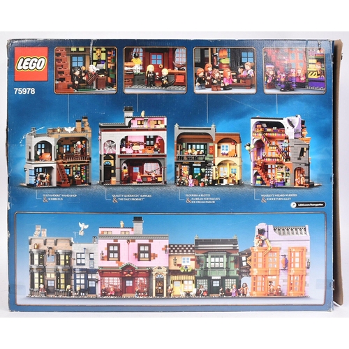 597 - Lego - an original Lego Harry Potter set No. 75978 Diagon Alley. The set rebagged, with all minifigu... 